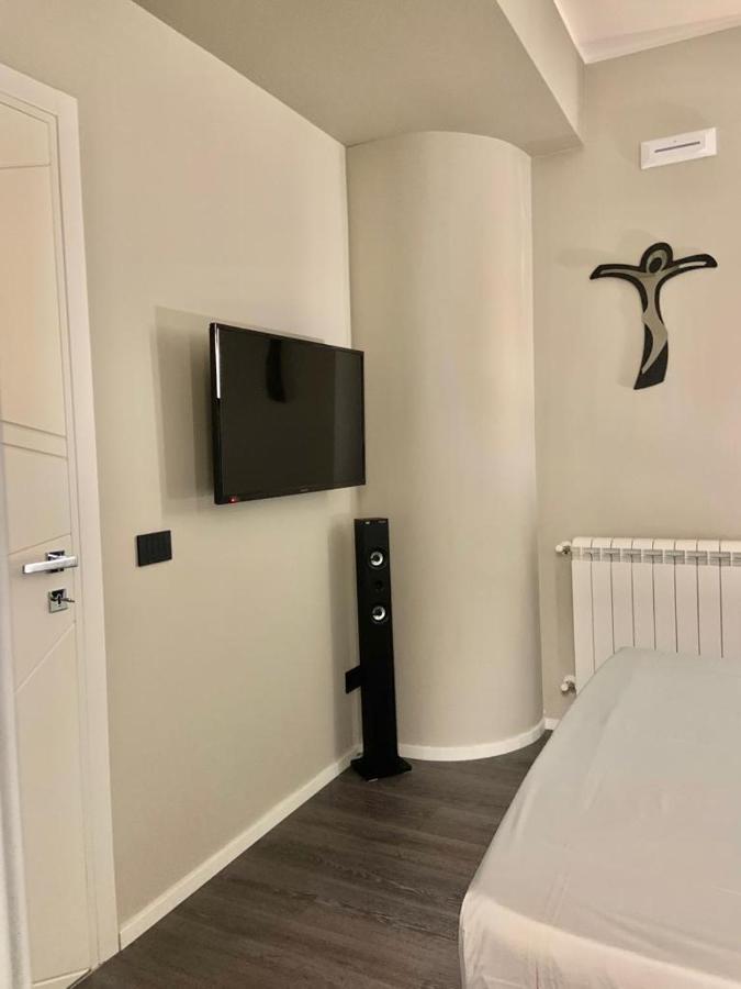Апартаменти Relais Casa Via Generale Del Buono 13 Мілаццо Екстер'єр фото