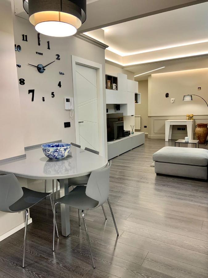 Апартаменти Relais Casa Via Generale Del Buono 13 Мілаццо Екстер'єр фото