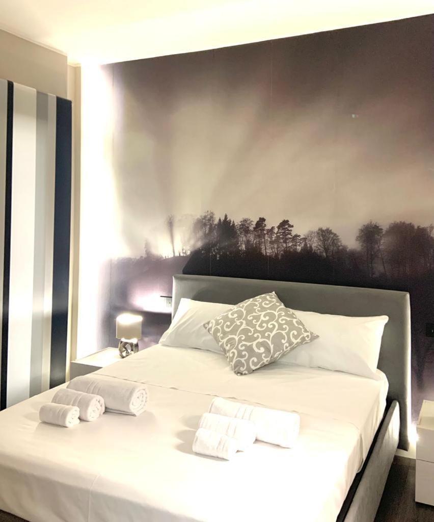 Апартаменти Relais Casa Via Generale Del Buono 13 Мілаццо Екстер'єр фото